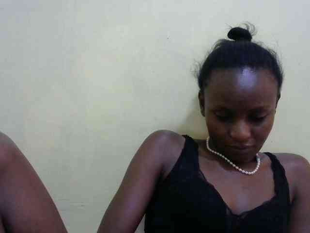 Lovelybabraa webcam