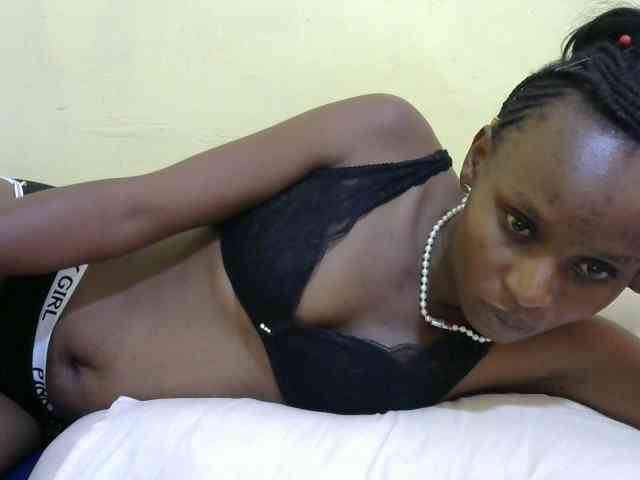 Lovelybabraa webcam