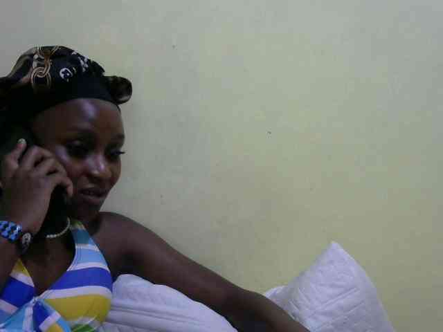 Lovelybabraa webcam