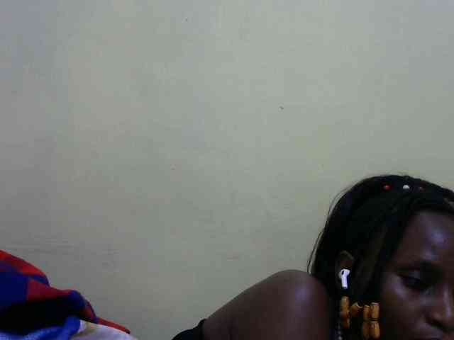 Lovelybabraa webcam