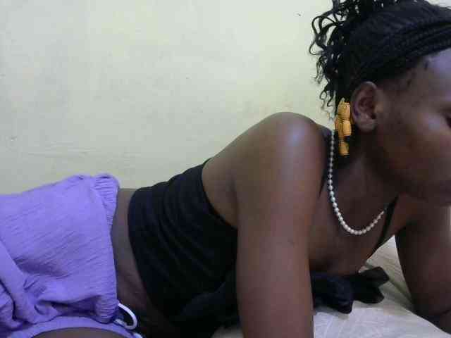 Lovelybabraa webcam