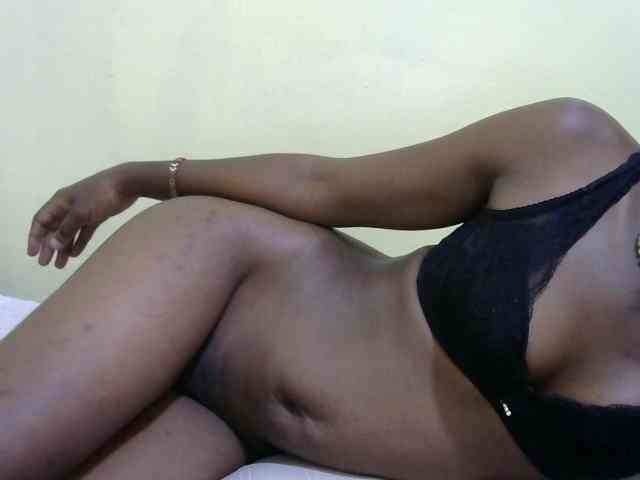 Lovelybabraa webcam