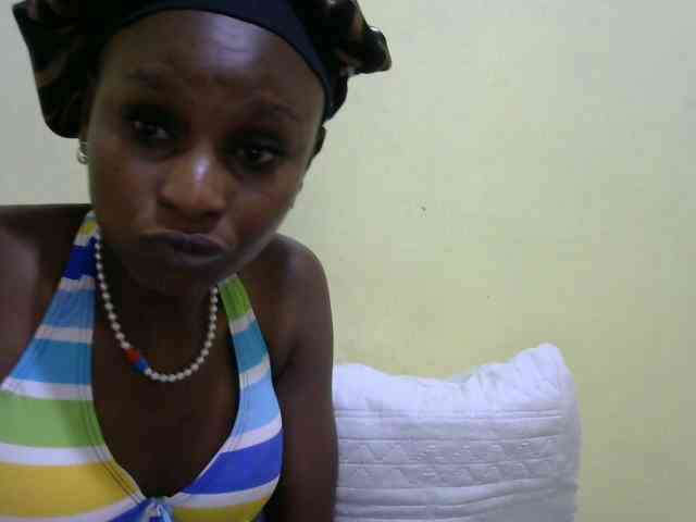 Lovelybabraa webcam