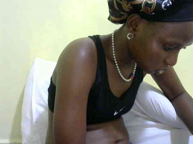 Lovelybabraa webcam
