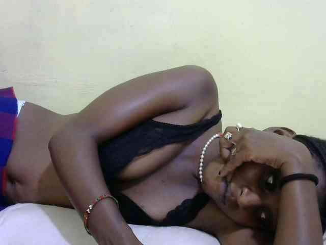 Lovelybabraa webcam