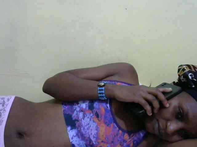 Lovelybabraa webcam