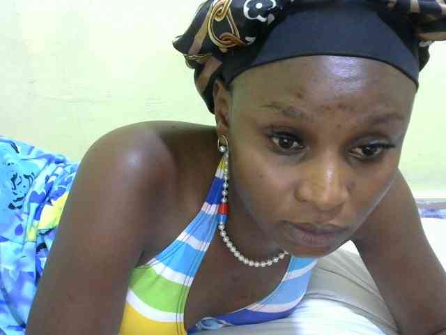 Lovelybabraa webcam