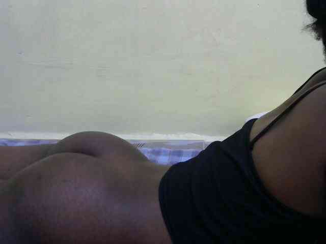 Lovelybabraa webcam