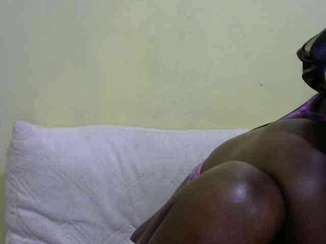 Lovelybabraa webcam
