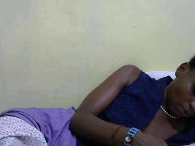 Lovelybabraa webcam