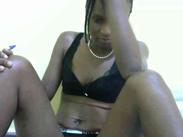 Lovelybabraa webcam
