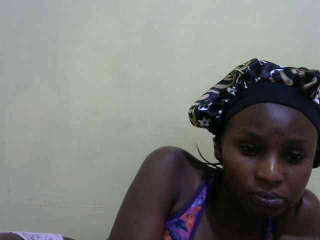 Lovelybabraa webcam