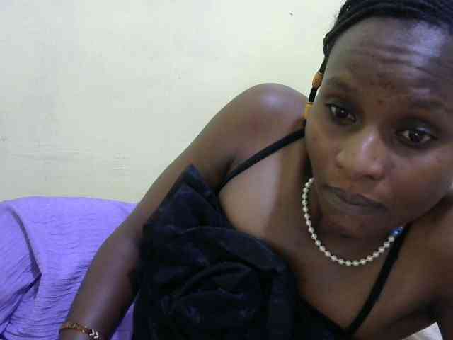 Lovelybabraa webcam