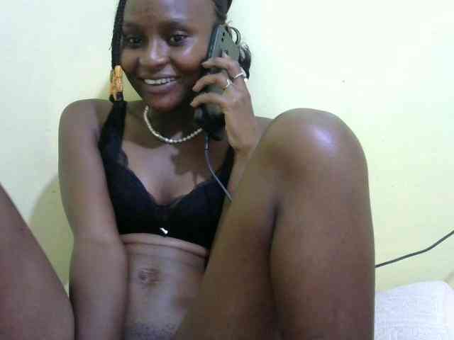 Lovelybabraa webcam