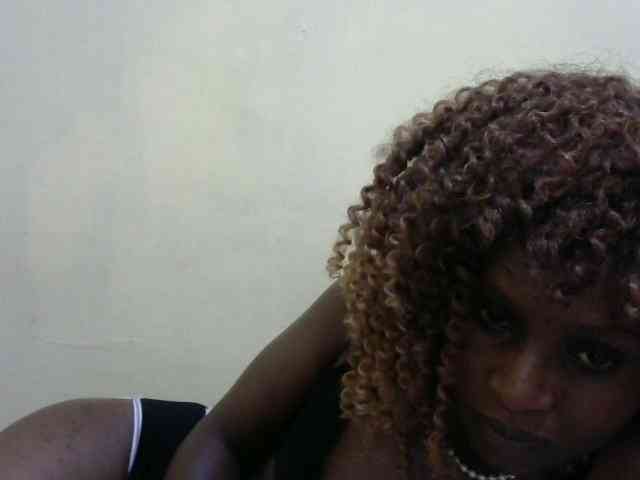 Lovelybabraa webcam