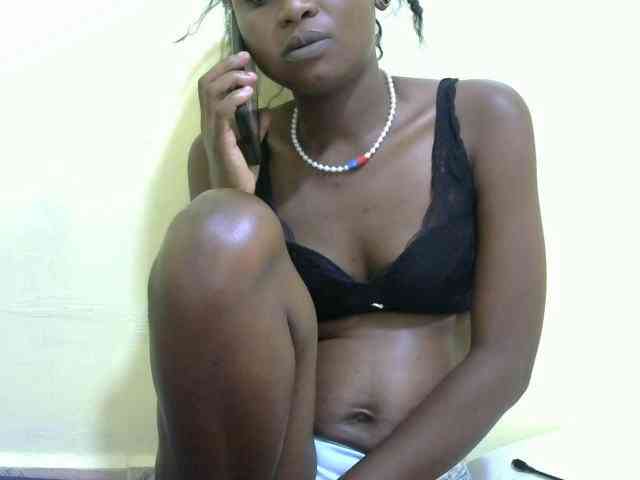 Lovelybabraa webcam