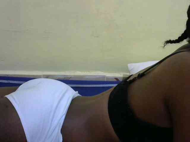 Lovelybabraa webcam