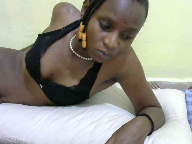 Lovelybabraa webcam