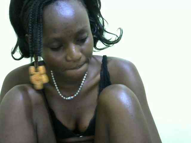 Lovelybabraa webcam