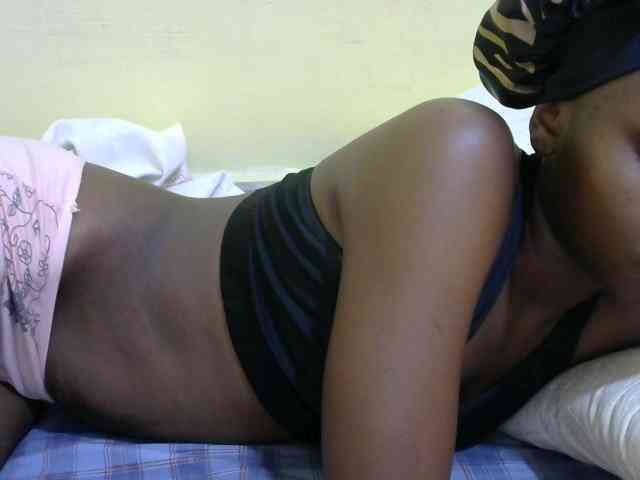 Lovelybabraa webcam