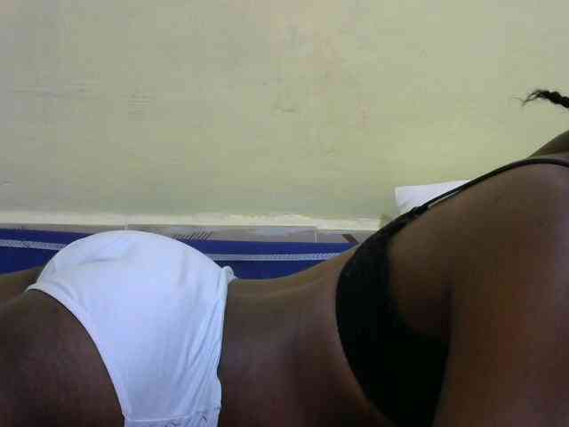 Lovelybabraa webcam
