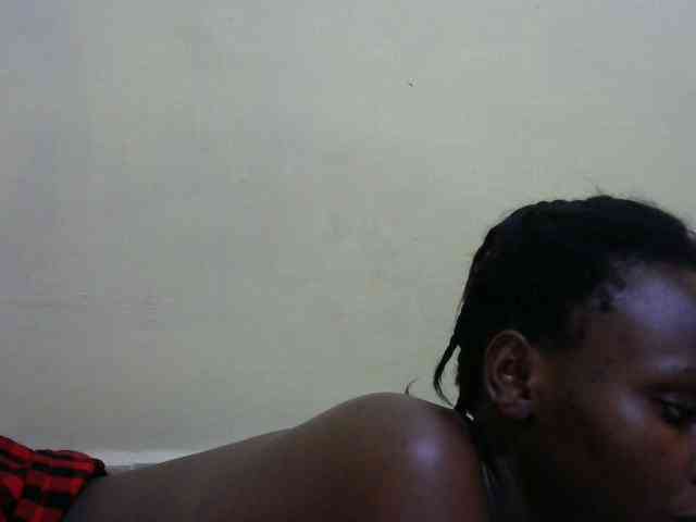 Lovelybabraa webcam