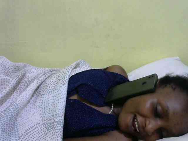 Lovelybabraa webcam