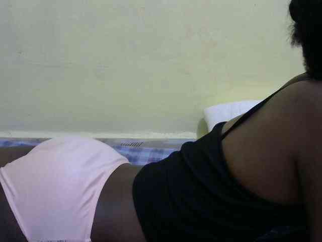 Lovelybabraa webcam