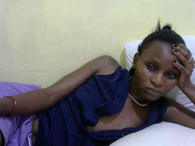 Lovelybabraa webcam