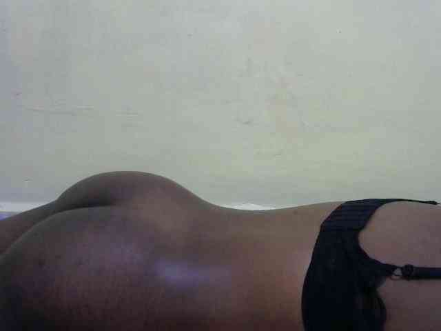Lovelybabraa webcam