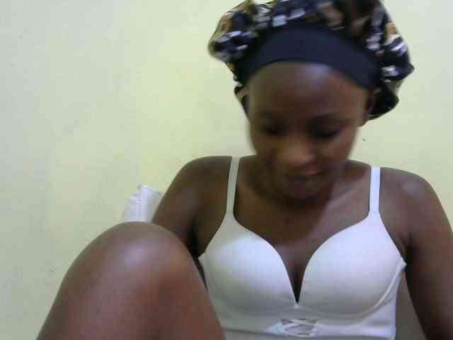 Lovelybabraa webcam