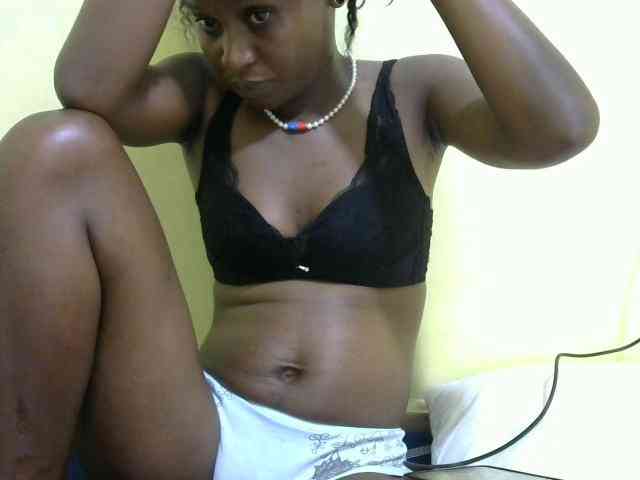 Lovelybabraa webcam