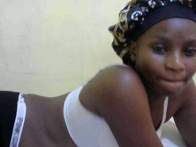 Lovelybabraa webcam