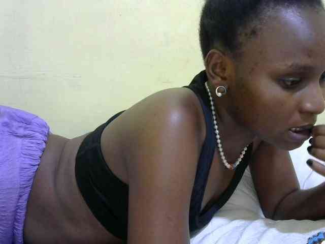 Lovelybabraa webcam