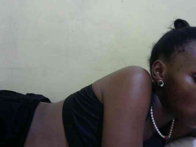Lovelybabraa webcam