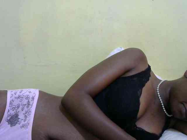 Lovelybabraa webcam