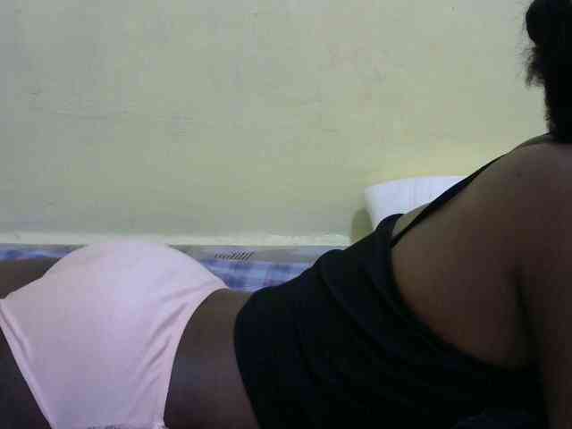 Lovelybabraa webcam