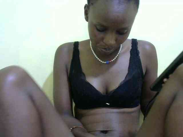 Lovelybabraa webcam