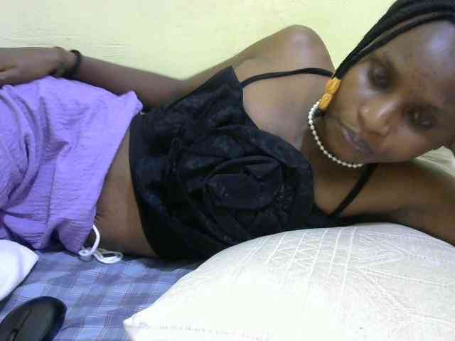 Lovelybabraa webcam