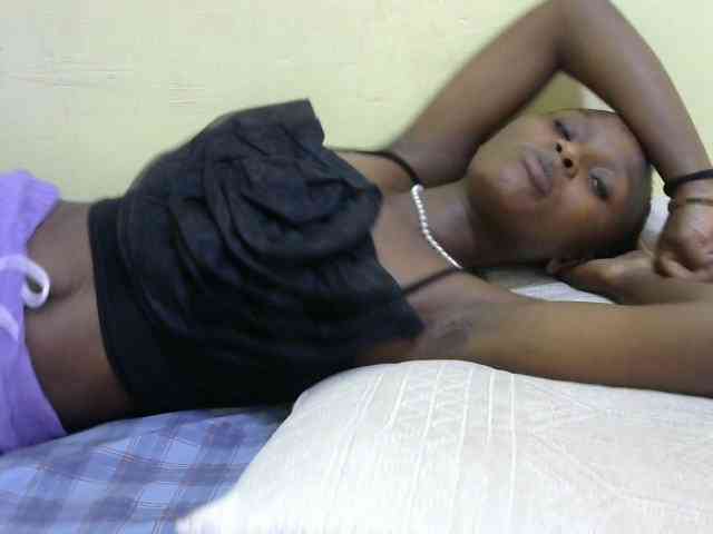Lovelybabraa webcam
