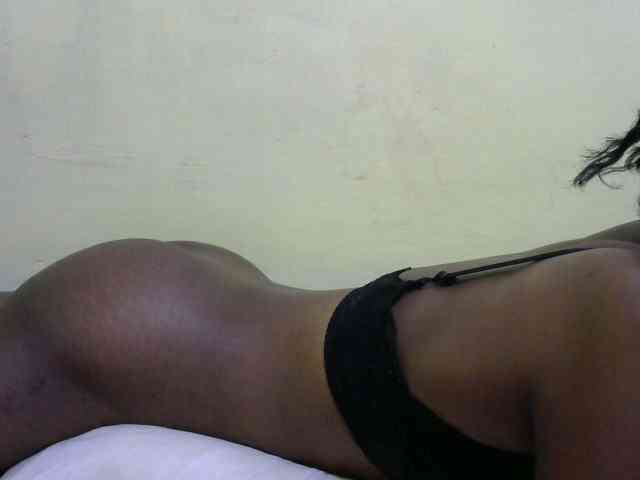 Lovelybabraa webcam