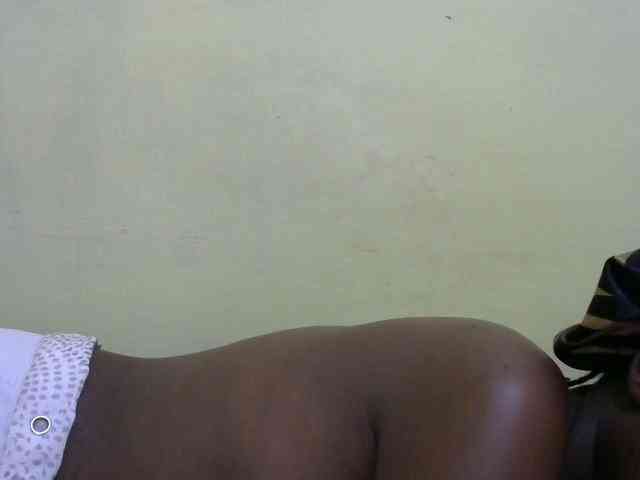 Lovelybabraa webcam