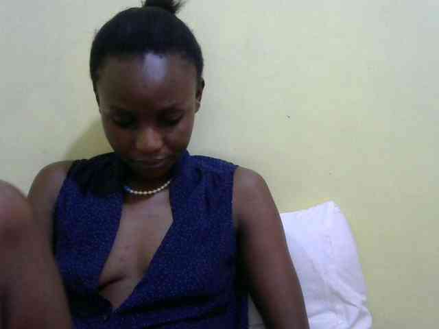 Lovelybabraa webcam