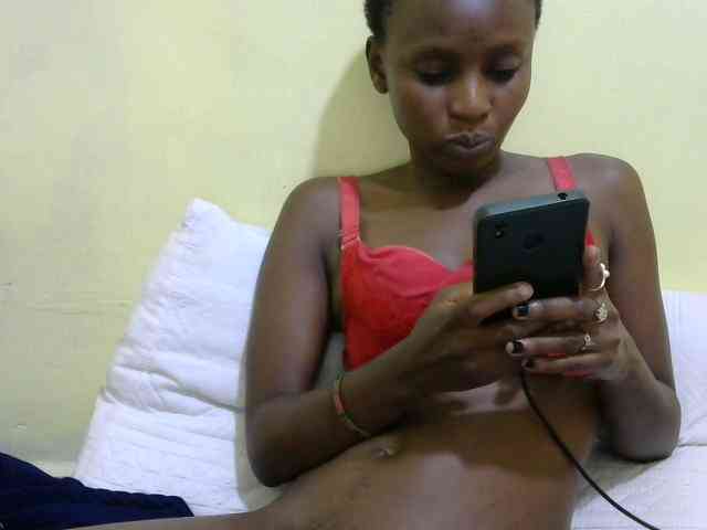Lovelybabraa webcam