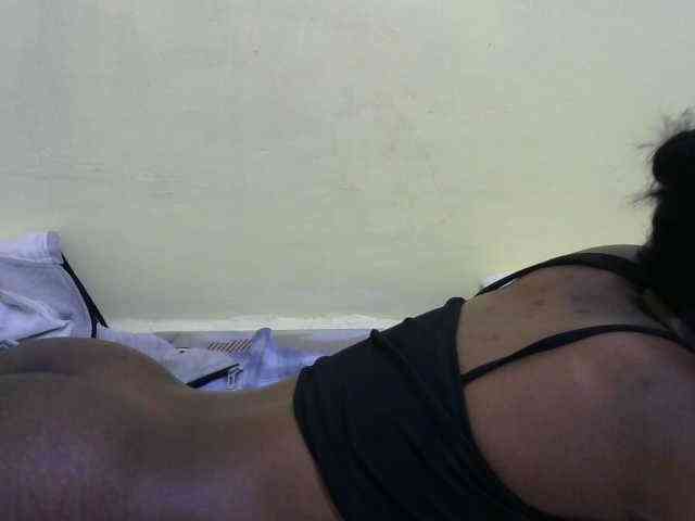 Lovelybabraa webcam