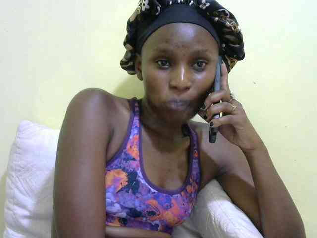 Lovelybabraa webcam