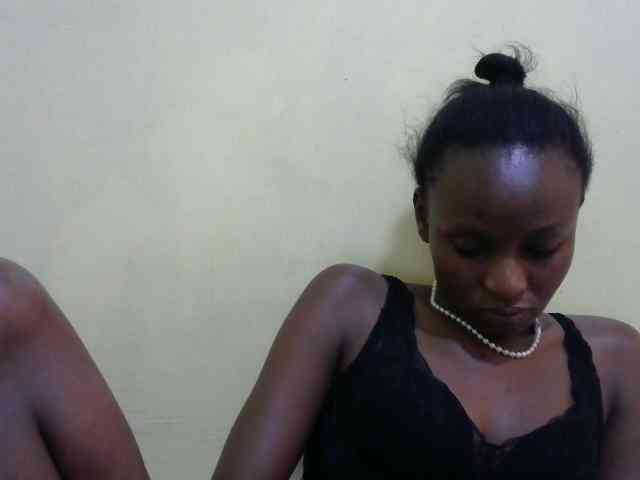 Lovelybabraa webcam
