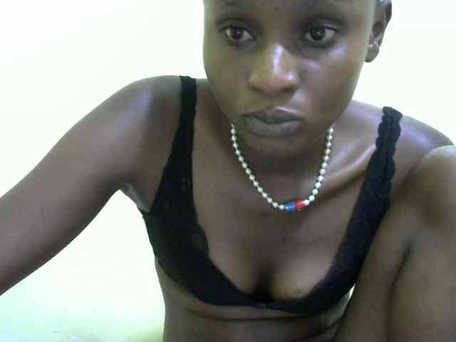 Lovelybabraa webcam