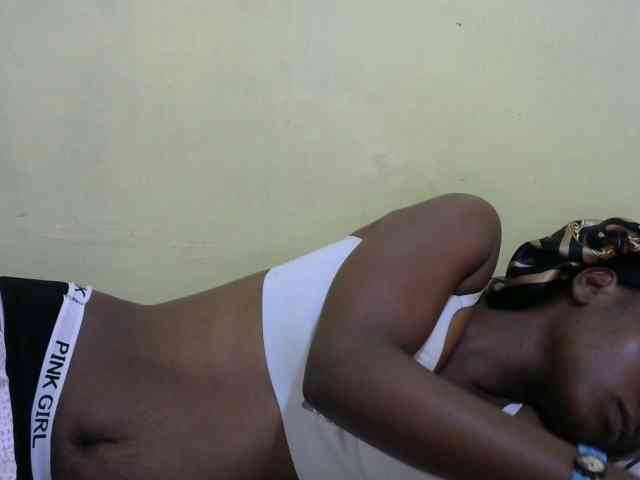 Lovelybabraa webcam