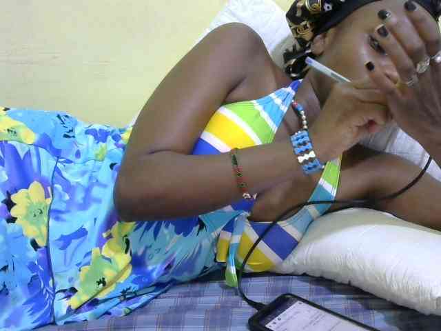 Lovelybabraa webcam
